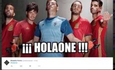Italia-Spagna, festa on line. E ironia