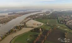 La piena del Po a Zibello: la foto (dall'alto) di un lettore