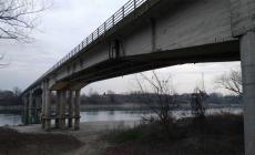 Da martedì torna (temporaneamente) il doppio senso di marcia sul ponte Verdi di Ragazzola