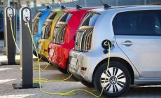 Volkswagen e-up!: aumenta l'autonomia e riduce il prezzo