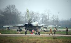 I Tornado lasciano l'aeroporto di San Damiano