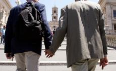 Il prefetto annulla le trascrizioni delle nozze omosessuali: Arcigay insorge e promette battaglie legali