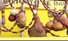 La Cina mangia più carne e manda in tilt il mercato mondiale - Video
