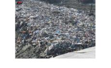 Traffico illecito di rifiuti plastici verso la Cina - Foto 