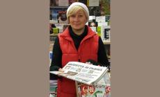 Gli auguri dell'edicolante Marina ai lettori