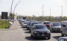 Incidente in via Colorno, questa mattina lunghe file e traffico in tilt