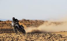 Triumph Tiger 900 la media che sfida le maxi