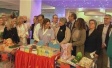 Babbo Natale è  arrivato  all'Ospedale dei bambini - Video