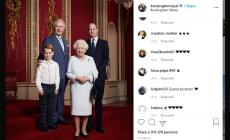 Elisabetta e i suoi tre eredi: la foto per il nuovo decennio -  Foto 