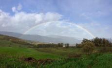 E Lagrimone sfoggia l'arcobaleno Foto