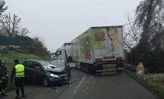 Scontro alla Fratta: due persone all'ospedale