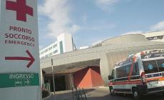 Colpito da una pallonata calciatore sviene in campo