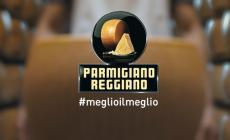 Parmigiano Reggiano, al via nuova campagna di comunicazione: dalla tavola... alla terra