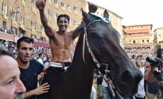 Palio di Siena: vince la Lupa e fa "cappotto"