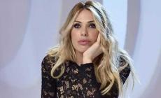 Nuovi amori - ILARY BLASI