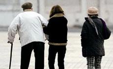 In Italia più badanti che medici