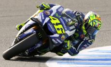 Giappone: pole di Valentino Rossi davanti a Marquez