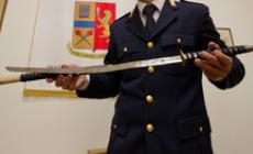 Lite con martello e katana nel Bolognese 