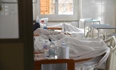 Esplosione in appartamento di Ostia, un ferito