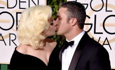 Lady Gaga nuda conto il terrorismo