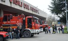 Allarme incendio in viale Partigiani d'Italia, arrivano i vigili del fuoco. Qualcuno ha dimenticato il pentolino sul fornello