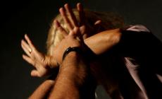 Donna svenuta in strada dopo lo stupro: arrestato il cognato