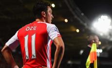 Wenger nega Ozil alla Juve
