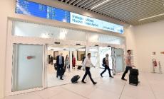 Nessun limite ai liquidi nel bagaglio a mano in aereo (grazie ad un software), l’Europa vicina al via libera