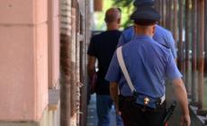 Getta acido sul volto di una donna: arrestato