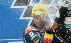 Moto3, Oliveira trionfa per un pelo