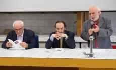Le poesie di Artoni celebrano la natura e la gioia di vivere