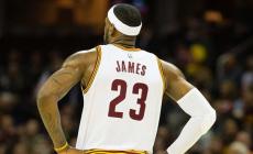 2-1 Cavs, LeBron frena: "Siamo sfavoriti"