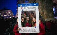 Musica, danza e teatro in piazza contro la violenza sulle donne - Guarda le foto