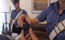 Trovata una microcamera nel bagno delle donne di una scuola