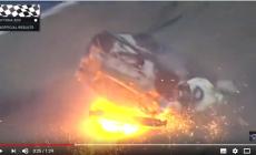 Il terribile incidente a 320 all’ora nella Daytona 500. Illeso il pilota  - Video 