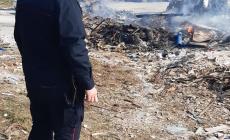 Ditta brucia rifiuti, intervengono i carabinieri forestali:  sequestrata l’area ed individuati i responsabili