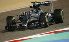 Rosberg rimette in fila le Ferrari