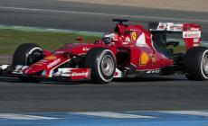 Raikkonen domina, Hamilton attardato
