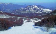 Ciaspole, sci e snowboard