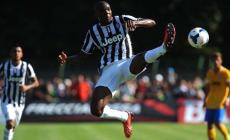 Everton beffato nella corsa a Ogbonna