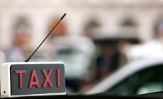 Una 21enne milanese denuncia un tentativo di stupro su TikTok: "Salvata da un taxista" 