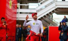 Vettel il piu' veloce nei test di Barcellona, problema per Hamilton