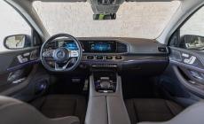   Mercedes GLS: oltre il Suv