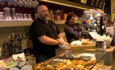 Droplet e bancone off limits, bar e musei ai tempi del coronavirus - Video