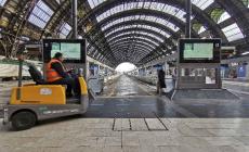 Accoltellato senza motivo mentre apre il bagagliaio dell'auto vicino alla stazione di Milano
