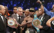 Mayweather dice addio con Andre Berto