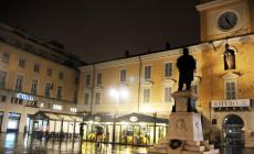 Piazza Garibaldi tenta di rialzarsi. E tornano i giovani