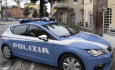 Accoltellato un 24enne: &egrave; grave. Responsabili in fuga