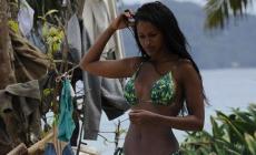 Fanny abbandona l'Isola dei Famosi