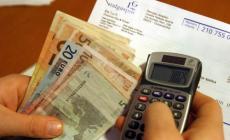Le banche fanno il pieno di utili a scapito dei clienti che subiscono aumenti sui mutui e conti correnti